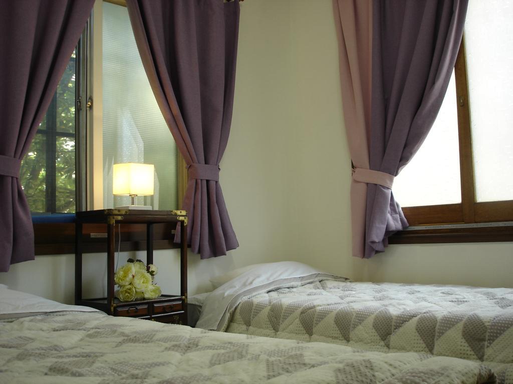 Icos Guesthouse 2 For Female Seoul Room photo