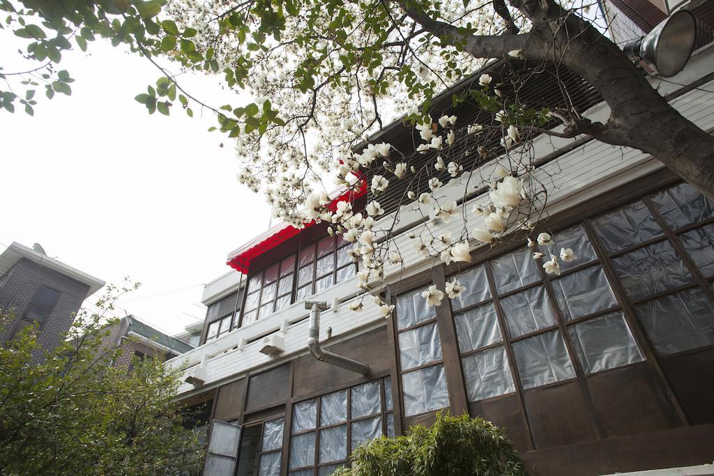 Icos Guesthouse 2 For Female Seoul Exterior photo